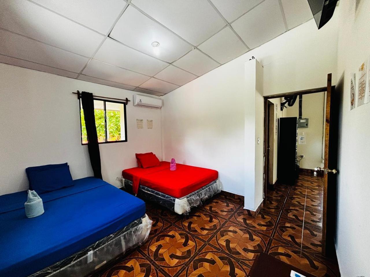La Casona Sv Hostal ลาลิแบร์ตัด ภายนอก รูปภาพ