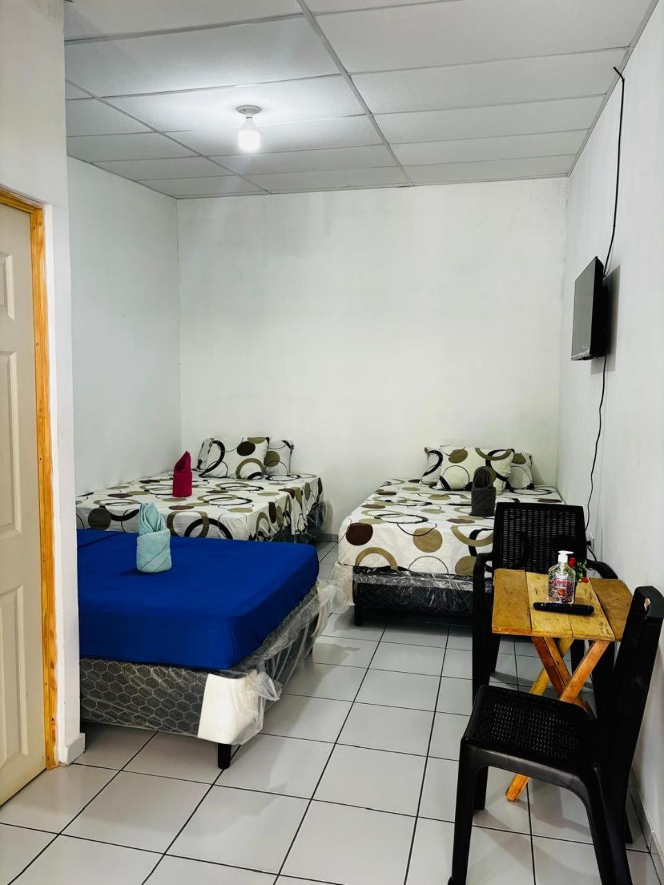 La Casona Sv Hostal ลาลิแบร์ตัด ภายนอก รูปภาพ
