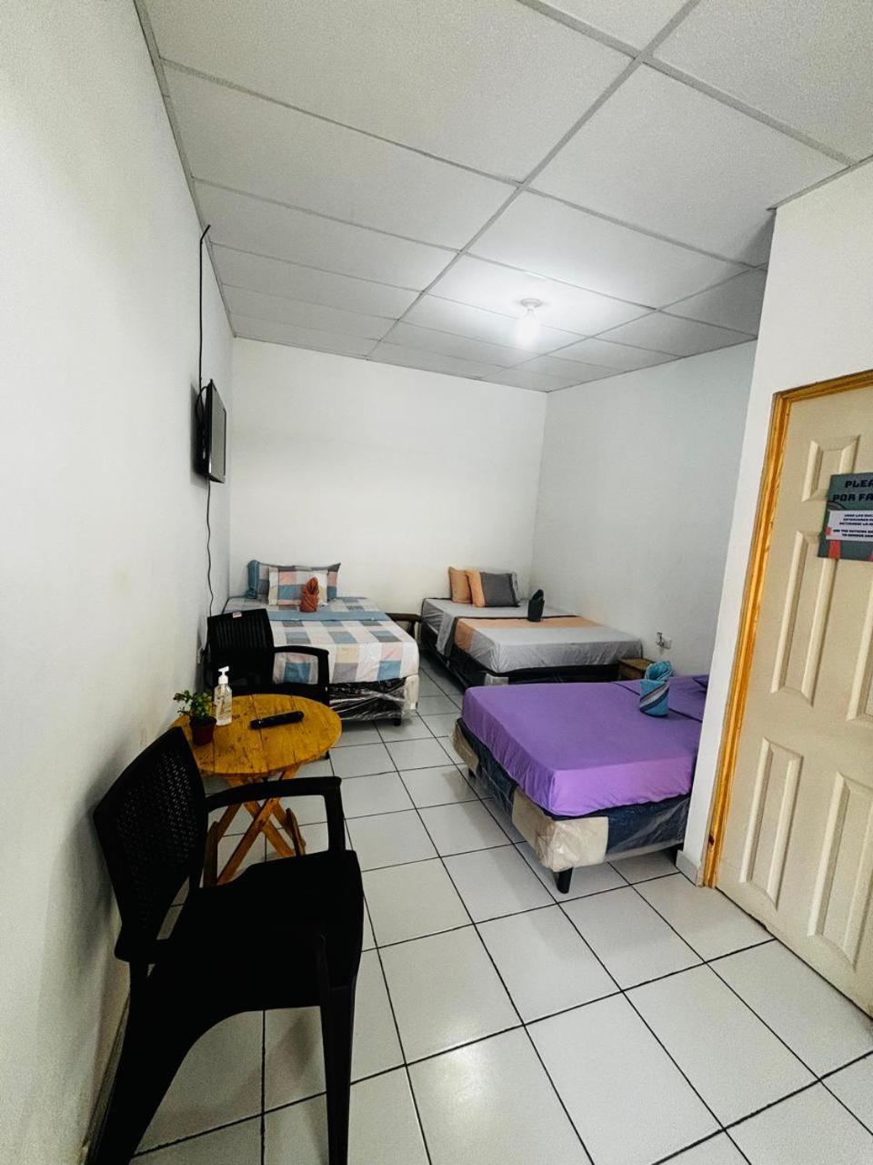 La Casona Sv Hostal ลาลิแบร์ตัด ภายนอก รูปภาพ