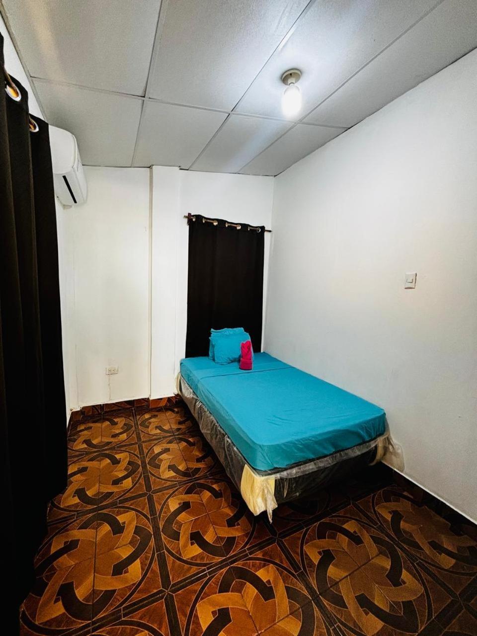 La Casona Sv Hostal ลาลิแบร์ตัด ภายนอก รูปภาพ